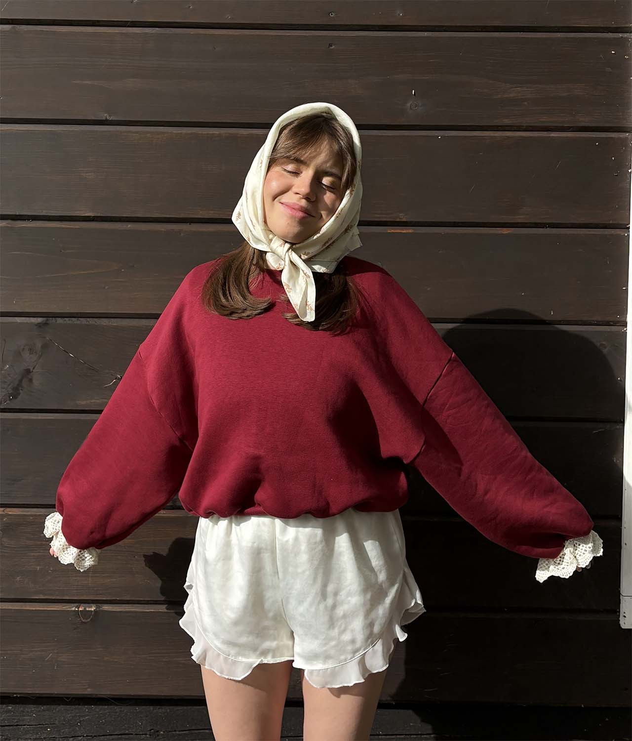 Bluza z koronką burgundy